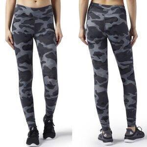 Reebok Luxe Camouflage Pocket Tight Leggings EUC S